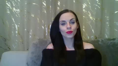 Cassie online show from December 17, 7:09 pm