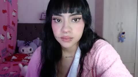 Mila online show from June 10, 6:45 am