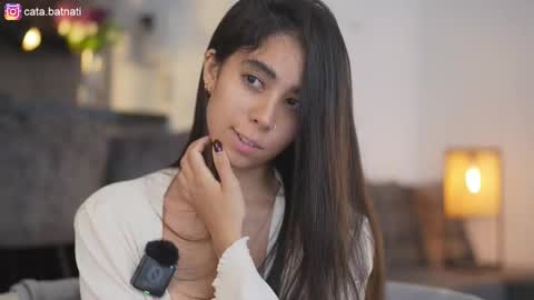 Catalina online show from October 31, 5:24 pm