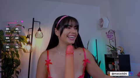 MACARENA online show from September 14, 9:05 pm