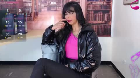 Queen Catalella online show from November 9, 3:43 am