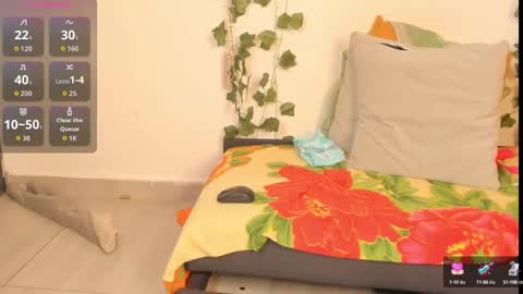 cataleya19__ online show from October 6, 10:44 am