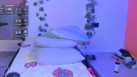 cataleya19__ online show from February 23, 9:44 am