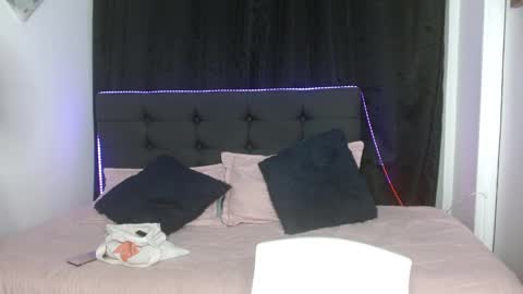 Cataleya online show from January 14, 7:33 pm