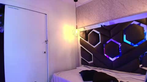 Cataleya online show from February 3, 11:03 am