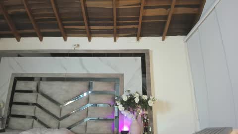 Cataleya online show from November 15, 6:15 am