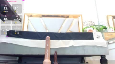 Snapshot of catalillina_love1 chatting on March 8, 11:58 am Cata online show from March 8, 11:58 am