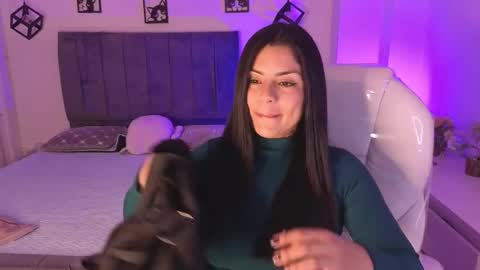 Catalina online show from October 17, 2:48 am