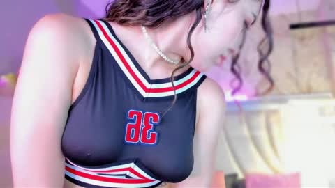 Catalina online show from April 16, 1:55 pm