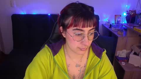 im MIA  -Independent Model  MY OF is catsito3 online show from March 20, 10:20 am