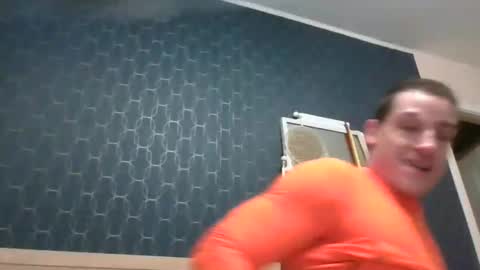 Im yours online show from March 7, 2:04 am