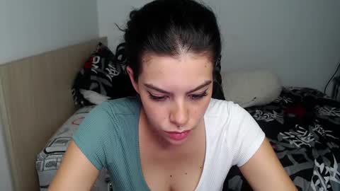 cazadora80s online show from December 10, 11:08 pm