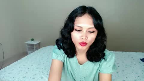 Selena online show from October 6, 2:35 pm