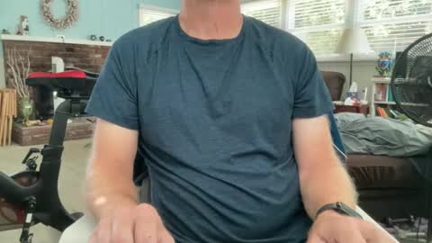 Snapshot of cbjohnjohn chatting on September 16, 5:38 pm John online show from September 16, 5:38 pm