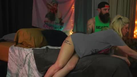 WHAT CAN YOU GET US TO DO online show from March 17, 3:44 am