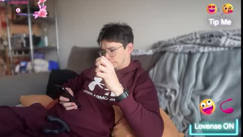 Snapshot of ceedm91 chatting on November 1, 1:10 pm ceedm91 online show from November 1, 1:10 pm