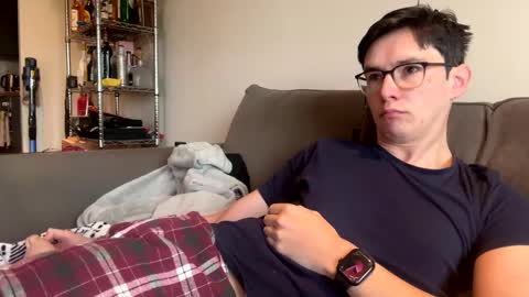 Snapshot of ceedm91 chatting on December 3, 10:01 am ceedm91 online show from December 3, 10:01 am