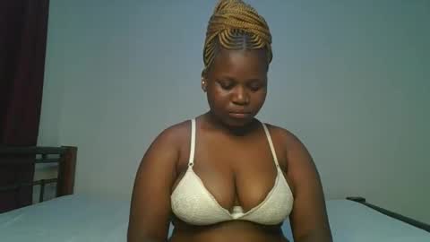 ceepretty25 online show from February 18, 9:31 am