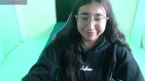 celeste817631 online show from May 7, 1:07 pm