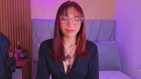 celeste_collinss_ online show from June 6, 5:13 am