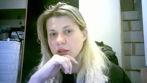 celeste_naughty_ online show from May 21, 10:33 am