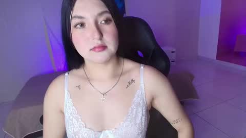 Snapshot of celesteeeuph chatting on October 22, 7:48 pm celesteeeuph online show from October 22, 7:48 pm