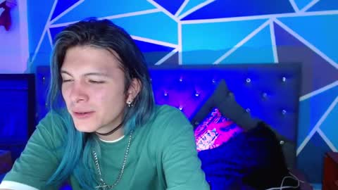 I am Valentinn online show from November 1, 2:23 am