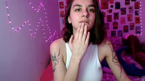 Snapshot of celine_dionn chatting on January 25, 12:26 pm Celine online show from January 25, 12:26 pm