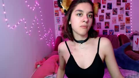 Snapshot of celine_dionn chatting on December 6, 12:00 pm Celine online show from December 6, 12:00 pm