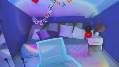 Snapshot of celinecharm_ chatting on October 21, 1:48 pm elin online show from October 21, 1:48 pm