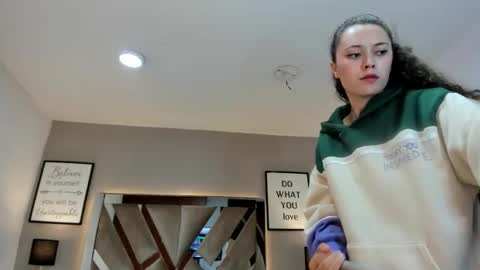 celeste online show from November 4, 5:47 pm