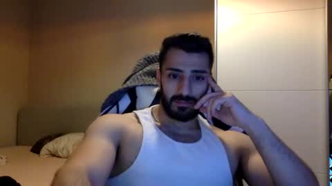 cemilyoztt online show from June 12, 1:04 am
