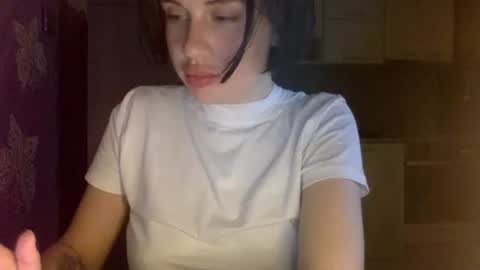 Eva online show from May 2, 7:52 pm