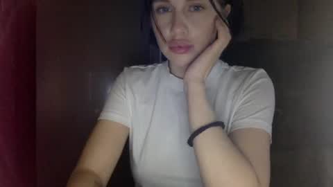 Eva online show from May 6, 9:21 pm