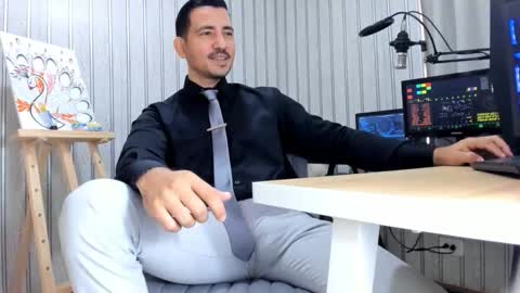 Cesar online show from February 12, 2:53 pm