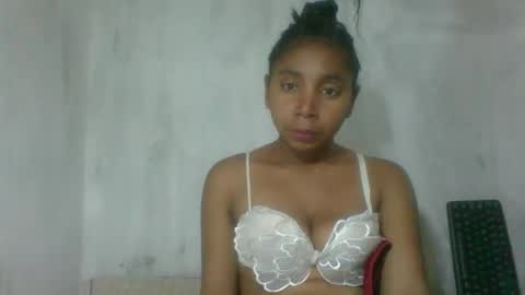 Snapshot of cettehot chatting on October 23, 5:53 am cette soa online show from October 23, 5:53 am