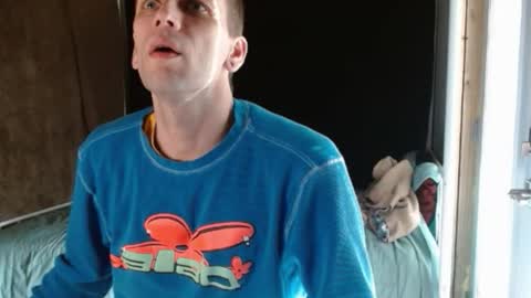 cguffey2284 online show from March 12, 10:46 pm