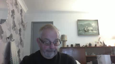 Champers online show from February 19, 8:57 am