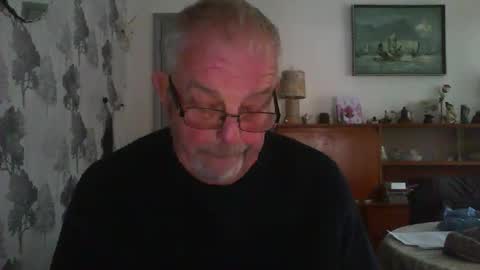 Champers online show from February 13, 11:06 am