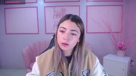 Snapshot of channel_blonde_a chatting on January 28, 4:30 pm channel_blonde_a online show from January 28, 4:30 pm