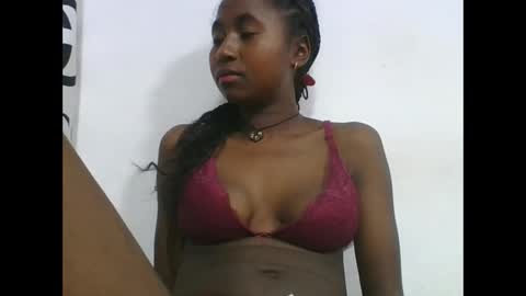 chantale483461 online show from March 18, 6:03 pm