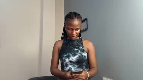 Chantel online show from November 15, 7:10 am