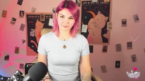 Snapshot of chaoka_ chatting on October 25, 5:19 am Suzanna Snow online show from October 25, 5:19 am