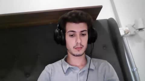 charismaticcharm online show from January 10, 7:04 am