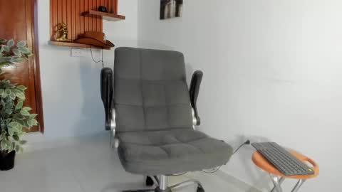 charley_morgan online show from March 8, 6:58 pm