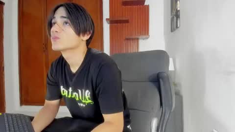 charley_morgan online show from March 5, 6:23 pm