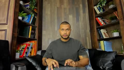 CharlieGrifinX online show from May 23, 8:38 pm