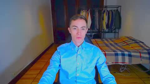 carlos reyes online show from January 30, 9:04 am