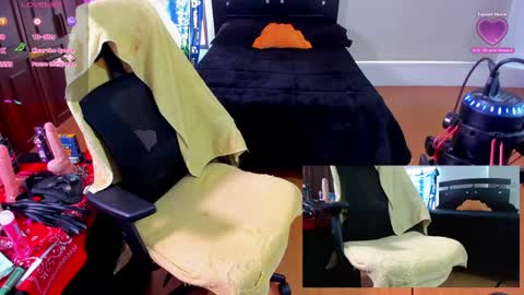 Charlie online show from December 13, 2:49 pm