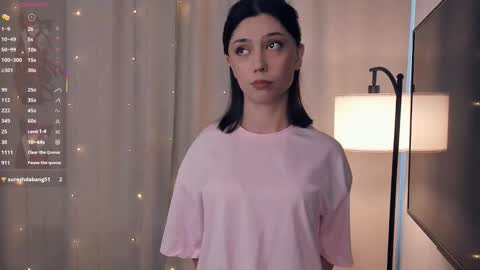 Yumi online show from February 2, 8:10 am